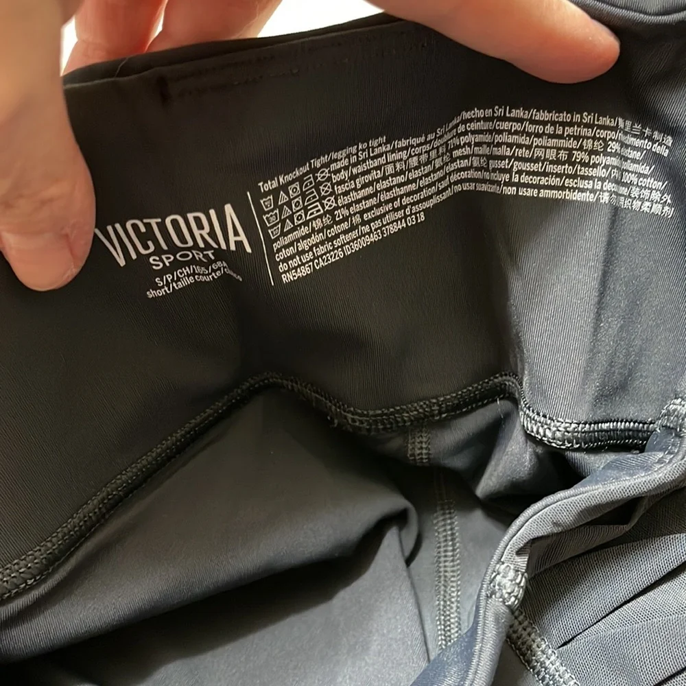 VICTORIA SPORT TOTAL KNOCKOUT SHORT GRAY LASER CUT CAPRI LENGTH LEGGINGS - Picture 8 of 11
